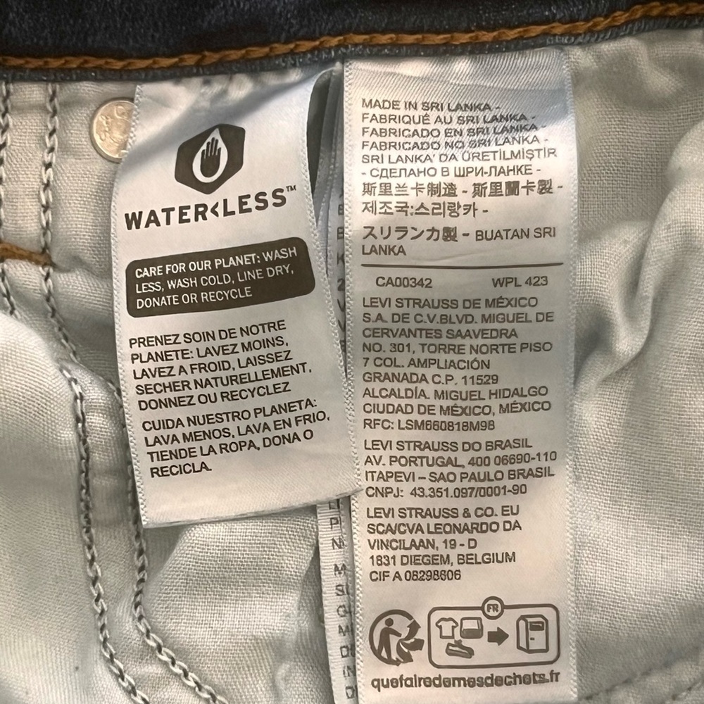 Levi’s 726 Flare Jeans Women’s Size 30 Inseam 30” - Picture 3 of 5